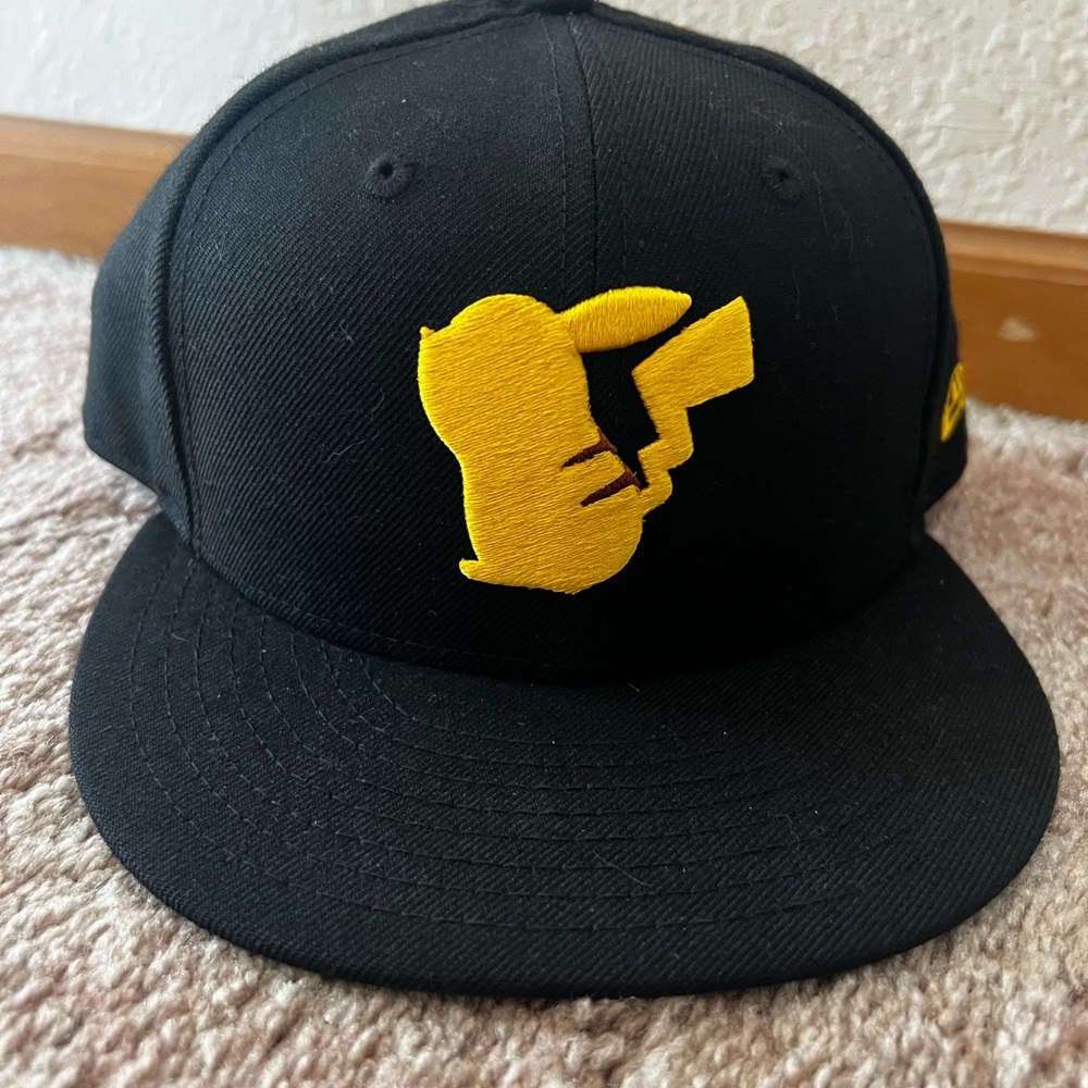Rare New Era x Pokémon Pikachu Silhouette 9FIFTY Snapback Hat - Black/Yellow